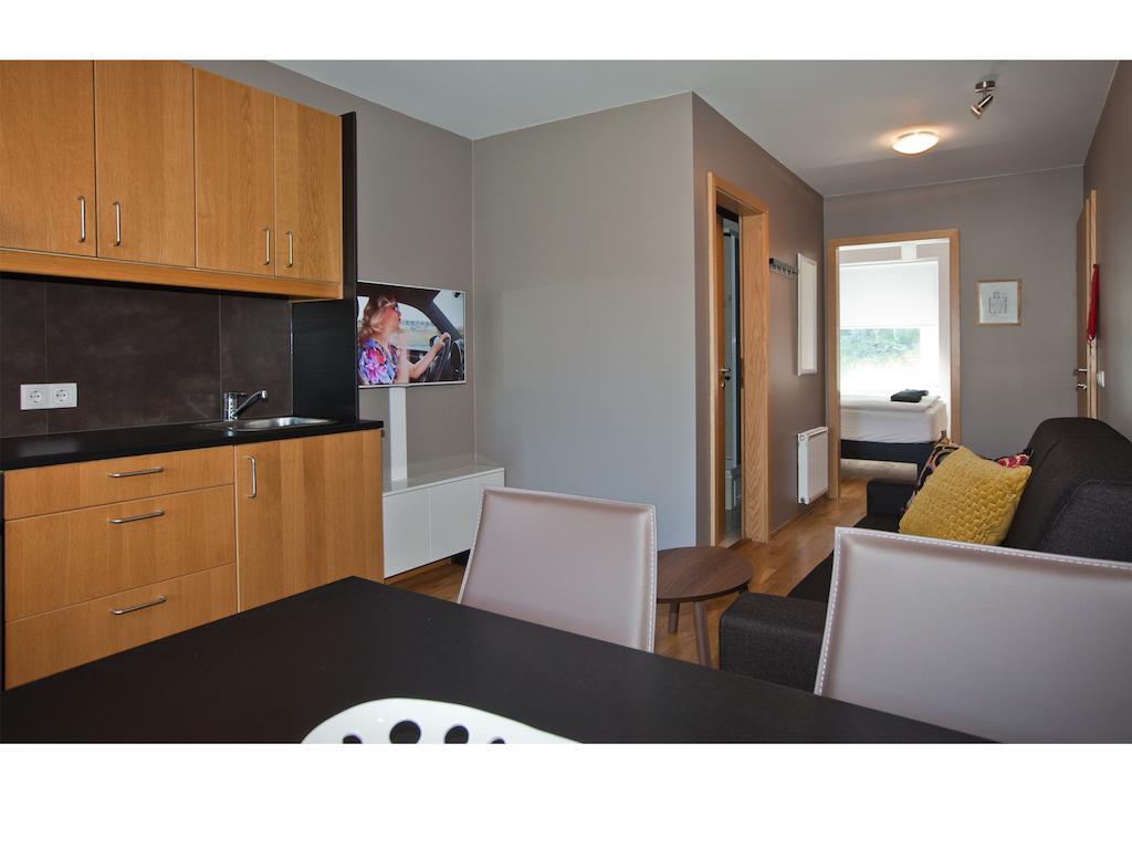 Torg Guest House Akureyri Room photo